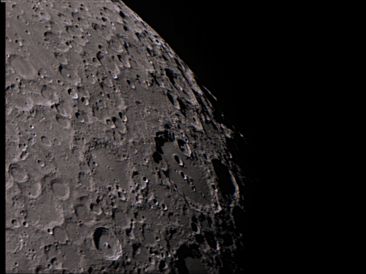 Lune 15 janvier 2017clavius.jpg