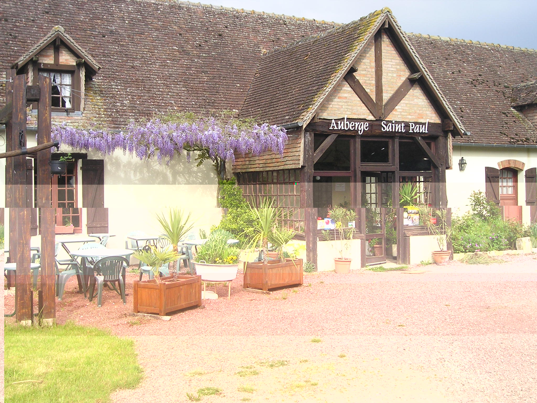 auberge E06 001.jpg