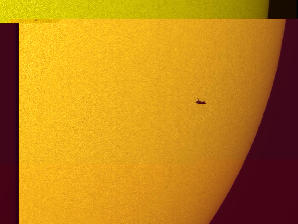 Atlantis_silhouette - wikipedia.jpg